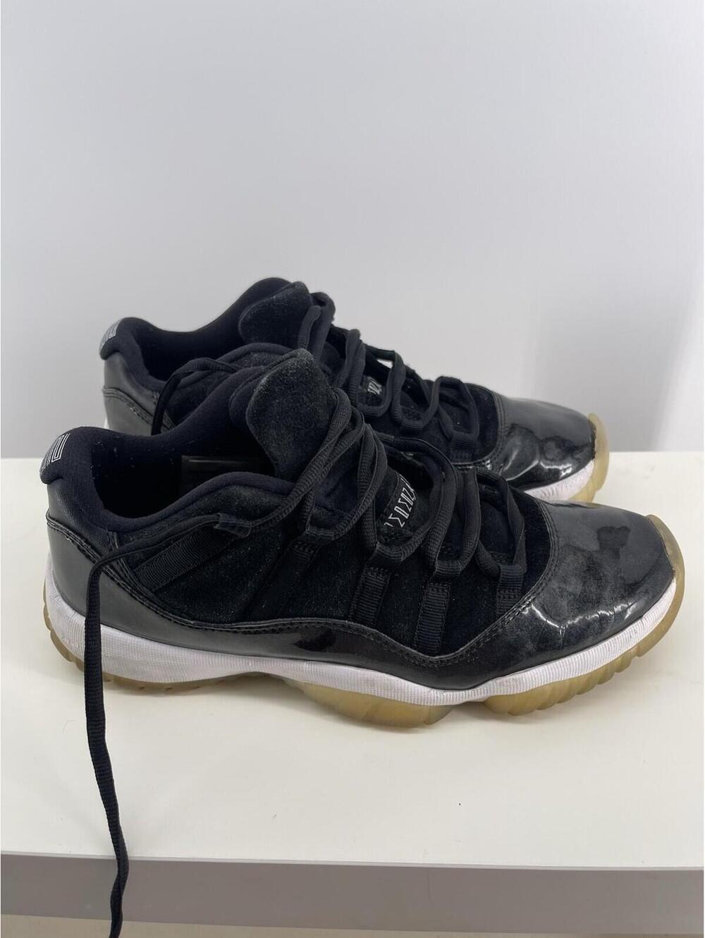 Jordan 11 Retro Low Barons Black Size 8 Black *Read*